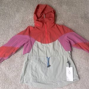 Lululemon raincoat